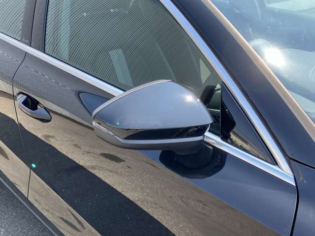 自動車保険もアウディでご加入下さい。アウディブランド保険をご案内いたします。お車もアウディ、メンテナンスもアウディ、自動車保険もアウディ、アウディの事は、アウディ正規ディーラーにお任せ下さい。