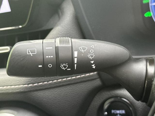国産車から輸入車まで多様なお客様のニーズのお応えできるように、全国規模で豊富な在庫展開！車のことならWECARSへ！
