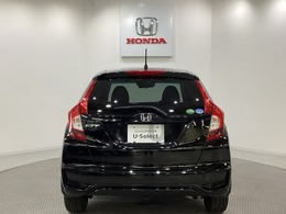 【Honda認定中古車 U-Select】　は3つの安心をお約束します。　1　Hondaのプロが整備した安心。 2　第三者機関がチェックした安心。　3　購入後もHondaが保証する安心。