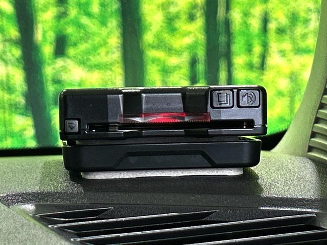 【ETC】高速道路の料金所をストレスなく通過！話題のスポットやサービスエリアに多い「スマートIC」利用時は必須のアイテムです。当店でセットアップを実施、ご納車当日からすぐにご利用いただけます！