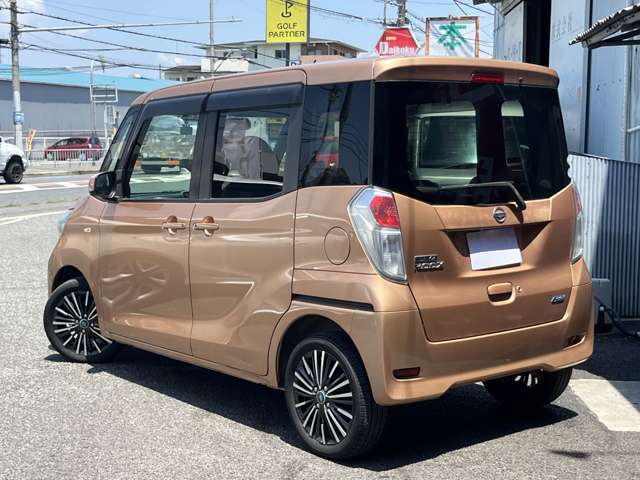 【全国販売可能】『遠方だから...』とお悩みのお客様！！当社では遠方販売実績も多数ございます。現代にあらゆる便利な機能を駆使し、鮮明に状態をお伝えさせて頂きますのでご安心下さい。