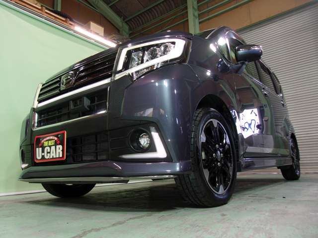 納車前には再度、外装仕上げをしてから納車させていただきます。サービスで3ヶ月ほど持続するコーティングも無料で施工させていただきます。
