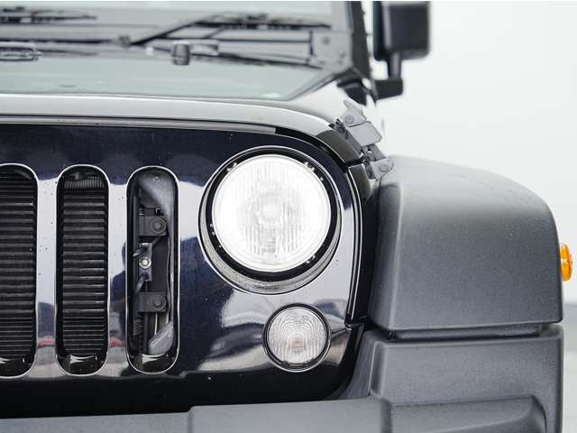 「キズやエンジンの状態は?」「イヤな臭いはしない?」「修理歴や水没車じゃないか気になる！」どんな小さな不安でもお答えします。お気軽にお問い合わせください！