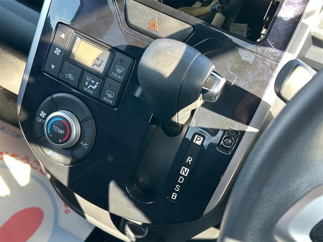 インパネシフトレバー