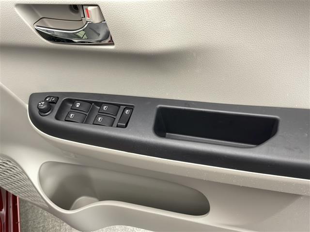 気になる車はお電話やメールで当店にお問い合わせください。なお、お電話での在庫の取り置きはできません。ご来場の際は、商談が重なる事が増えていますので事前に在庫有無をご確認くださいませ。
