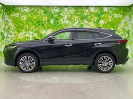 WECARSの在庫ページをご覧いただき誠にありがとうございます！WECARSは「お客様第一」をモットーにお客様のカーライフを全力でサポートいたします！