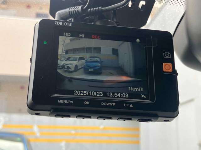 何かあった時の為の必需品！！自分を守るためにもあったら便利ですよね☆オプションで前後も取付可能です☆