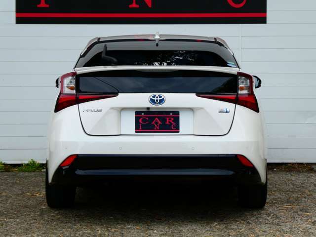 プリウス　フィットハイブリッド　フォレスター　レガシィ　CX-5等豊富な在庫でお待ちしております