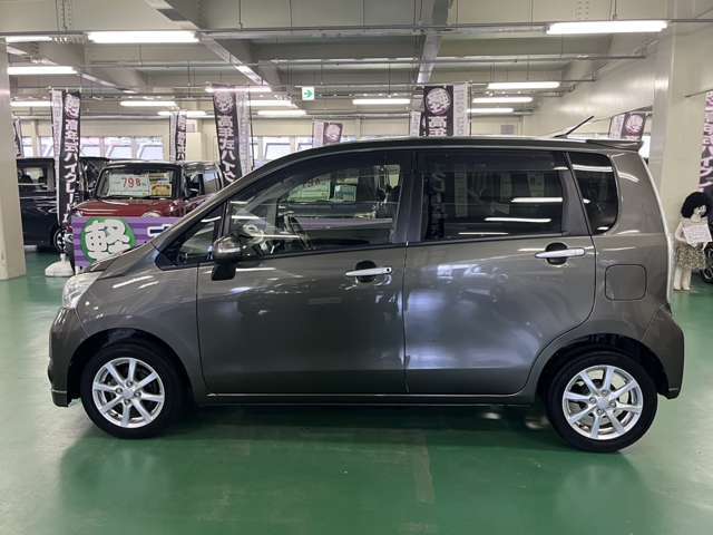 当店の販売するのお車の価格帯は49.8から59.8万円を中心に取り揃えております。