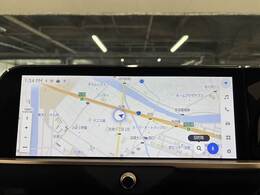 純正12.3インチナビ装備！！フルセグTVやBluetoothなどの様々なメディアを搭載！！
