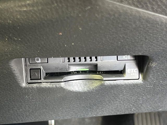 【ETC】高速道路の料金所をストレスなく通過！話題のスポットやサービスエリアに多い「スマートIC」利用時は必須のアイテムです。当店でセットアップを実施、ご納車当日からすぐにご利用いただけます！