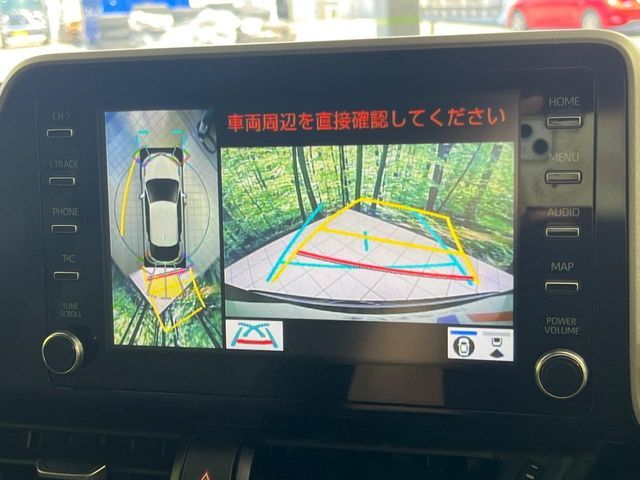 【パノラミックビューモニター】専用のカメラにより、上から見下ろしたような視点で360度クルマの周囲を確認することができます☆死角部分も確認しやすく、狭い場所での切り返しや駐車もスムーズに行えます。