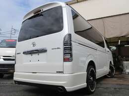 5型ハイエース・ロングスーパーGL！1オーナー！車内泊仕様！人気のパールホワイト！内外装・機関共に良好です！充実した装備も魅力の1台！人気の商用車多数在庫ございます！是非お問合せご来店下さい！