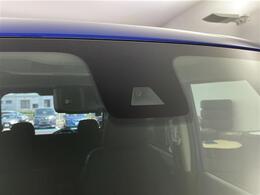 【ドライブレコーダー】映像・音声などの運転中の記録を残します。事故などを起こした起こされた時の証拠になりえますので、もしも時でも安心ですね。