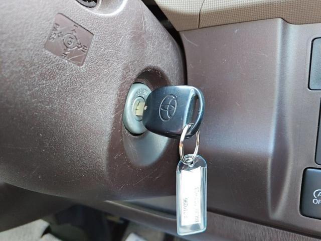 当社は、法定費用と車両外諸費用を含んだ総額表示店です。総額表示の金額を確認して下さい。総額には、整備代・税金含みます。