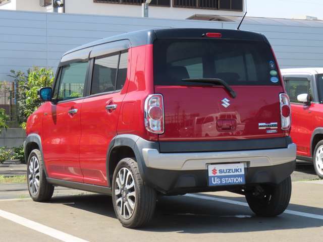 任意保険やJAFなどお車に関するサービス全般取り扱っております！すべてお任せください！