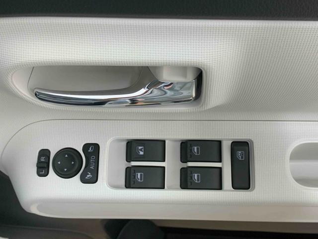 当店では車両本体価格以外に、諸費用を含めた支払総額も表示しておりますので、お客様の予算にピッタリのおクルマお選びができます。コーティングやJAFをセットにしたオトクな購入パックも好評です。