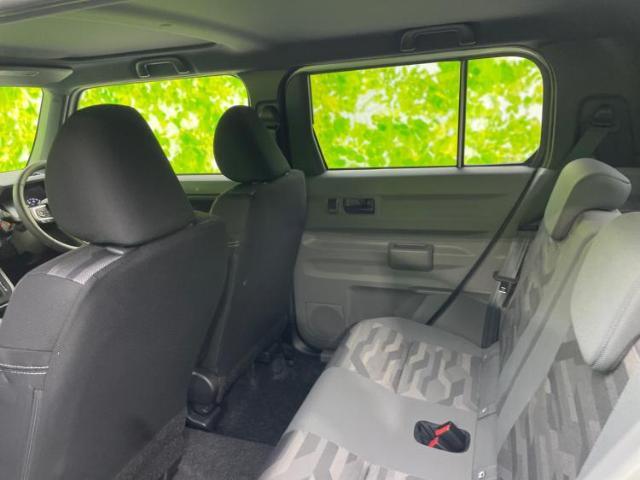 WECARSでは各商談席に大型モニターをご用意しております！見やすい大画面でゆったりと全国の在庫をご覧いただけます！是非ご来店お待ちしております！