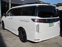 ★後席専用モニター（ルーフ取付タイプ、11インチHD液晶モニター、操作リモコン）★日産オリジナルナビゲーション連動モデルETC2.0ユニット★前後ドライブレコーダー（コムテック製/HDR963GW）