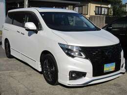 ★日産オリジナルナビゲーション（SDメモリータイプ、10インチワイドXGAディスプレイ、ナビAV2画面表示、フルセグ地デジ、BD/DVD/CD/SD/USB再生、音声認識機能、Bluetooth対応）