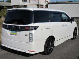 ★インテリジェントBSI（後側方衝突防止支援システム）＋BSW（後側方車両検知警報）★RCTA（後退時車両検知警報）★踏み間違い衝突防止アシスト★標識検知機能（侵入禁止、MAX速度、一時停止）