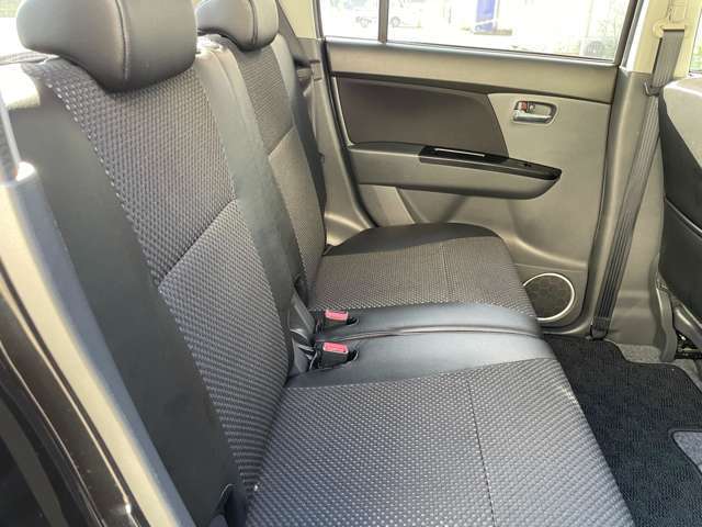 リヤシートの画像です。