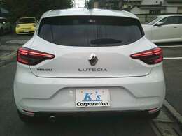 車庫入れも安心！360度カメラにバックカメラにバックソナー付きです！