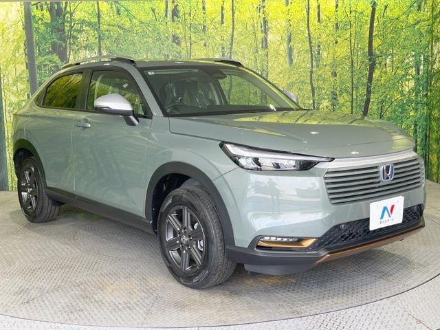 大好評のボディコーティング「弾スプラッシュコート」もご納車までに施工可能。通常のガラスコートと異なる、耐久年数6年の無機質ガラスコーティングが、ボディをキレイな状態に保ってくれます。