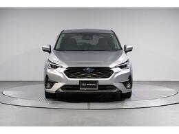 シャープな印象のフロントマスク