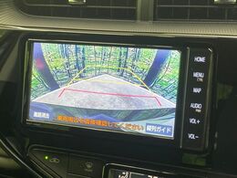 【バックカメラ】駐車時に後方がリアルタイム映像で確認できます。大型商業施設や立体駐車場での駐車時や、夜間のバック時に大活躍！運転スキルに関わらず、今や必須となった装備のひとつです！