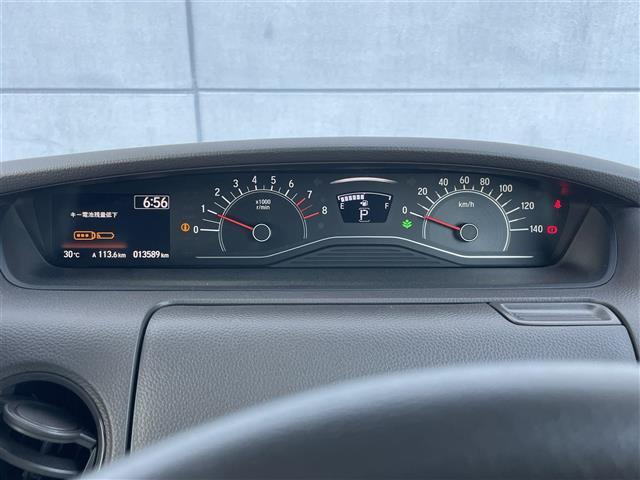 【スピードメーター】メーターがシンプルで見やすく運転しやすいですね！