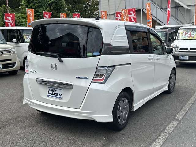 ☆テールランプやバックランプなどの割れもなくきれいです。