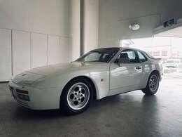 数少ない純正ホワイトカラー