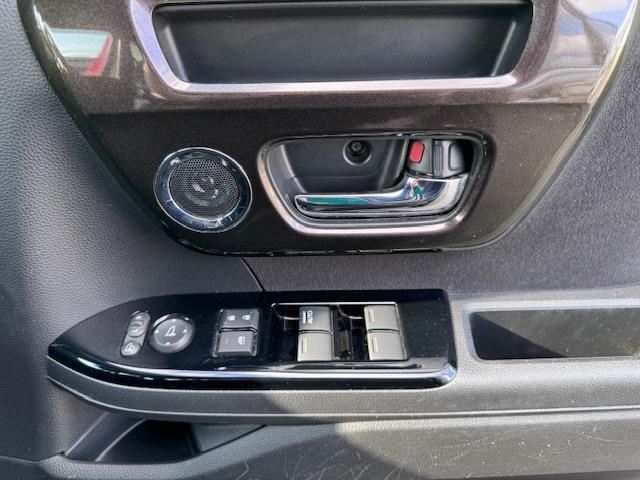 プロのこだわりのクリーニングで清潔なおクルマでご納車させて頂いております！