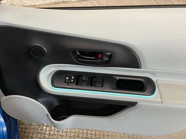 ★展示前点検★全車展示前に必ず事前点検を実施しています。保安基準に基づく点検と装備品の動作確認、走行テストも実施しています！どんなに希少なお車でもこの基準をクリアできないお車は展示しません。