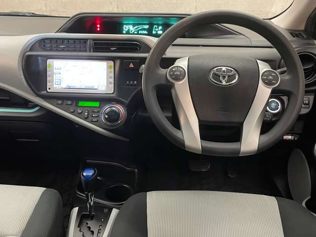 ★ルームクリーニング★全車ルームクリーニングを行なっております。クリーニングのプロが行なっておりますので、前オーナー様の使用感もほとんど感じられません。