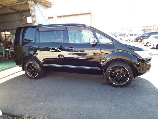 全車取り付けが難しい車種でも知識豊富なスタッフが最善の方法をご提案いたします。