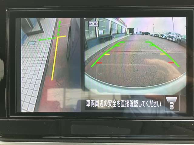 左サイドカメラとフロントカメラ運転席から死角となりやすい車両左前部分や前方部分もバッチリ見えます♪