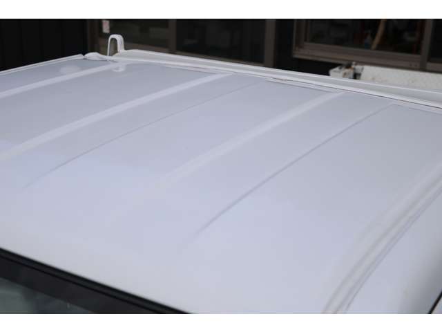 ご覧頂き有難う御座います。当店は、お客様とお車を結ぶ架け橋であり、”TRUST～信頼～”を第一としてサポート致します。