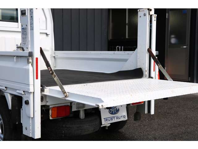 唯一無二の中古車です。ごゆっくりご納得のいくまで見比べ、比較ご検討下さい。お車の状態や、保証、ご購入後のアフター等、ご遠慮なくお気軽にご相談下さい。