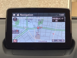 センターディスプレイにナビ、インターネットラジオやBluetoothなどのエンターテーメント機能を凝縮したマツダコネクト！