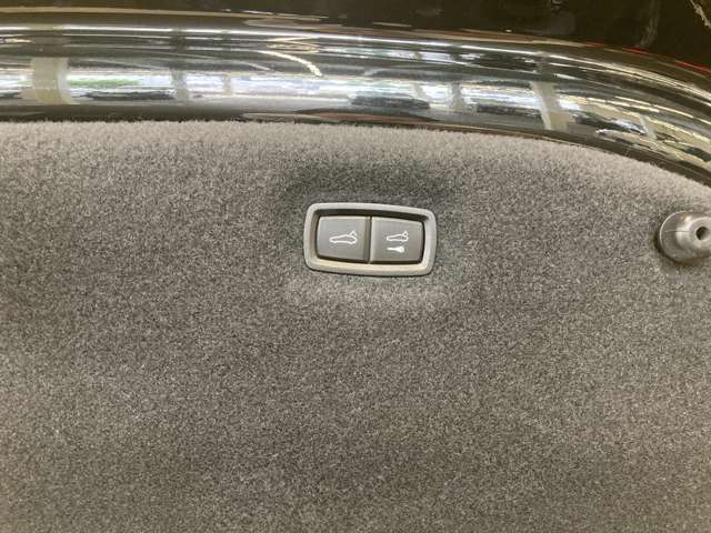 Audi Approved 宇都宮では、展示車両すべてに第三者査定機関「AIS」の「車両品質評価書」をご準備しております。実車が観れない不安も、評価書があれば安心