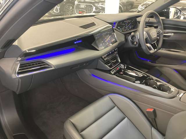 Audi認定中古車Sローン＝車両本体価格の一部を据え置くことで月々のお支払いを軽減。信頼のAudi認定中古車に買い易さとゆとりをご提供します
