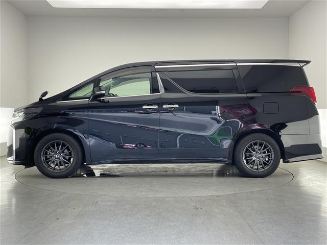 【フロント外装】現車の確認はお電話でも承っております。【セレナ/ヴォクシー/ノア/エスクァイア/ステップワゴン/エスティマ/エルグランド/デリカ/アルファード/ヴェルファイア/ランクル/プラド】