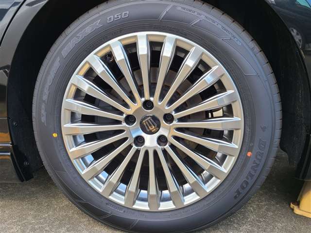 タイヤも新品です！