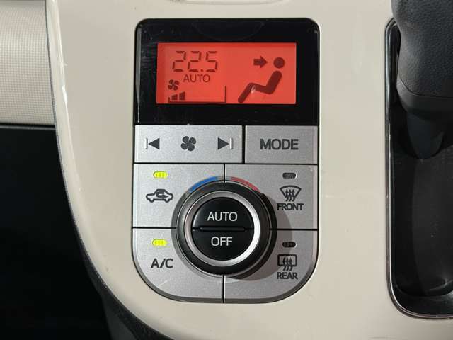 納車前には全車専用機械でクリーニングおこなっています！隅々までキレイに仕上げてからお渡しします！