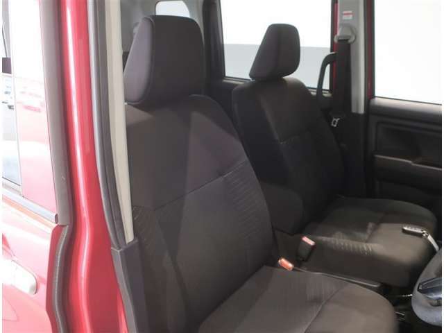 掲載が間に合わないほど、新しい車両がどんどん入荷しています。 “こんなクルマありますか？” というお問い合わせ大歓迎です。無料通話ダイヤル 0078-6002-199830 までお気軽にどうぞ！