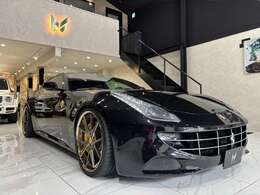 フェラーリ FFが入庫いたしました。