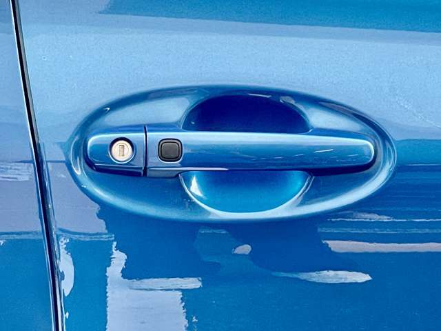 当店のモットーは「TOTAL CAR PRODUCE」でお客様が理想とする車の姿やカーライフを実現できるよう、日々努力をしております！！