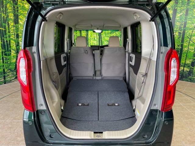 普段のお買い物や通勤、送迎等に十分な荷室スペースを確保しております。セカンドシートを倒すと、大きな荷物の積載も可能です♪